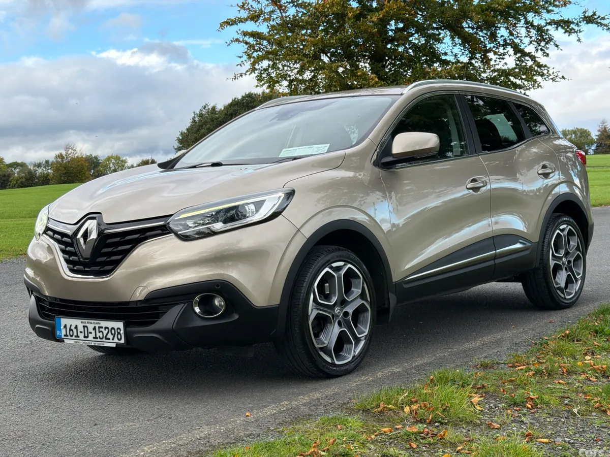 Renault Kadjar SUV, Diesel, 2016, Gold