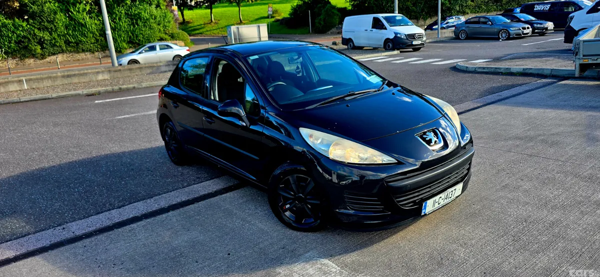 Peugeot 207 Hatchback, Diesel, 2011, Black