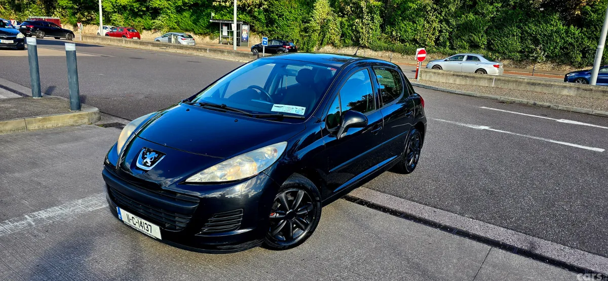 Peugeot 207 Hatchback, Diesel, 2011, Black