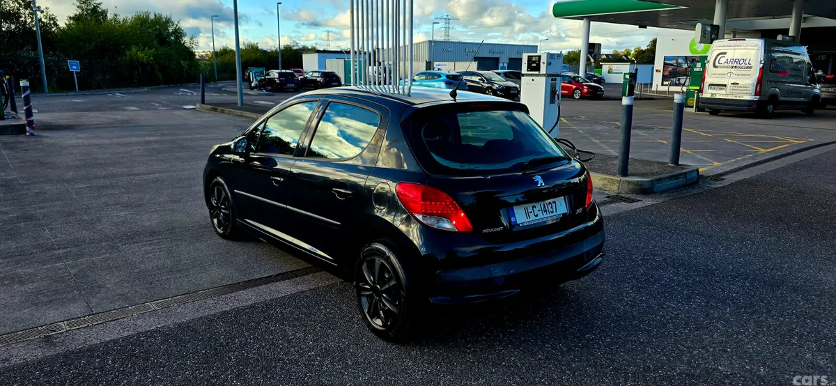 Peugeot 207 Hatchback, Diesel, 2011, Black