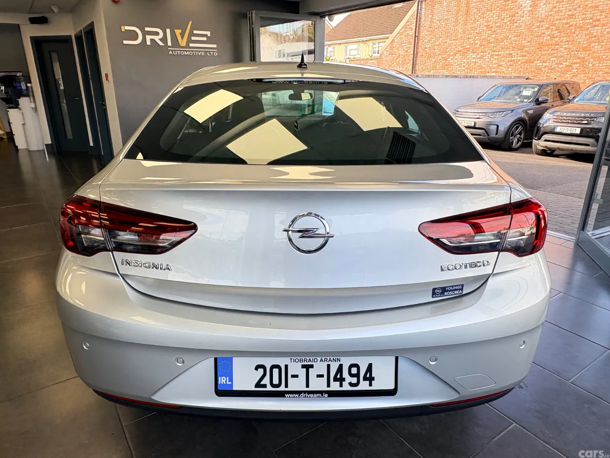 Opel Insignia Hatchback, Diesel, 2020, Grey