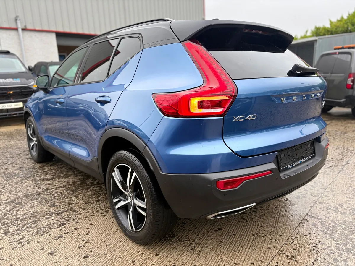 Volvo XC40 SUV, Diesel, 2019, Blue