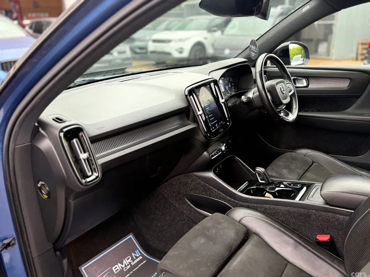 Volvo XC40 SUV, Diesel, 2019, Blue