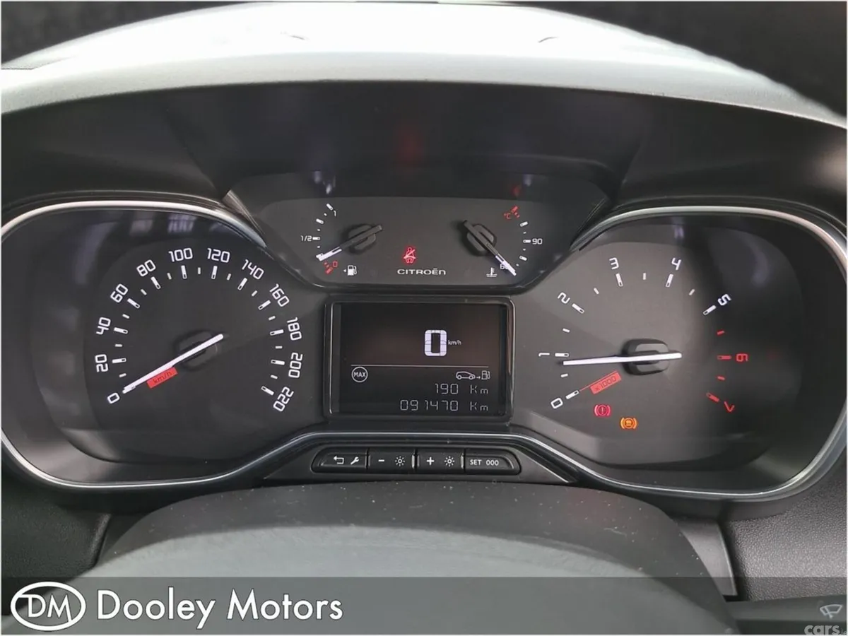 Citroen C3 Aircross MPV, Diesel, 2024, Red