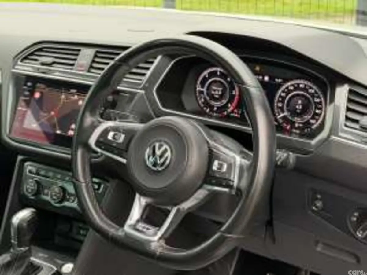 Volkswagen Tiguan SUV, Diesel, 2018, White