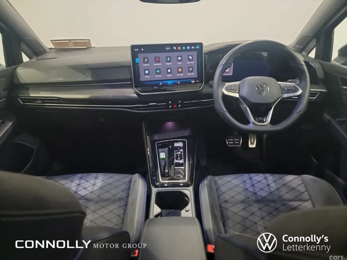 Volkswagen Golf Estate, Petrol, 2026, Black