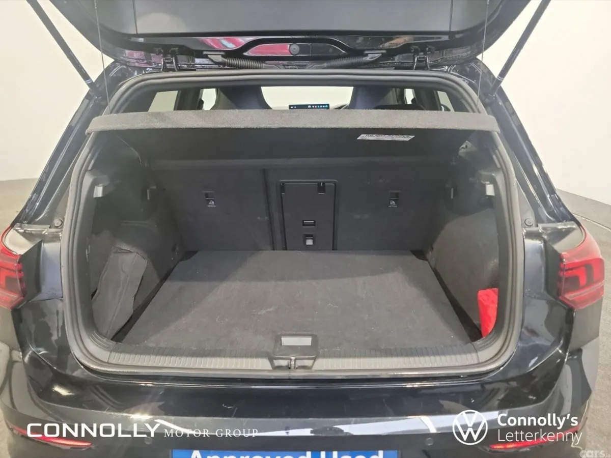 Volkswagen Golf Estate, Petrol, 2026, Black