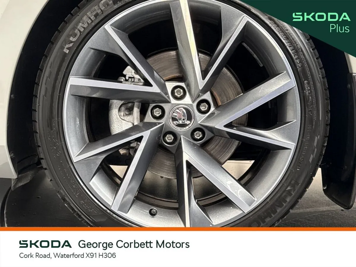 Skoda Superb Saloon, Diesel, 2023, Grey