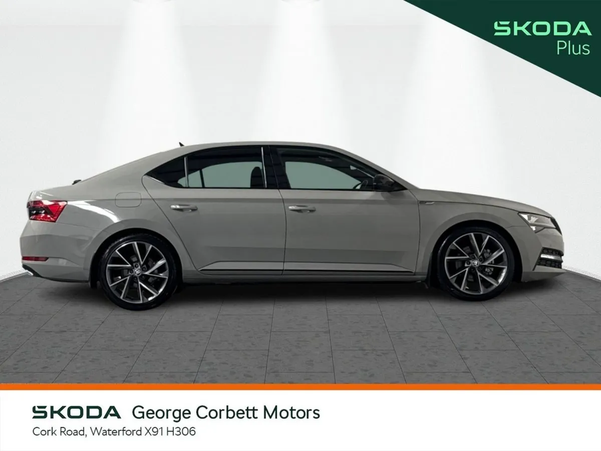 Skoda Superb Saloon, Diesel, 2023, Grey