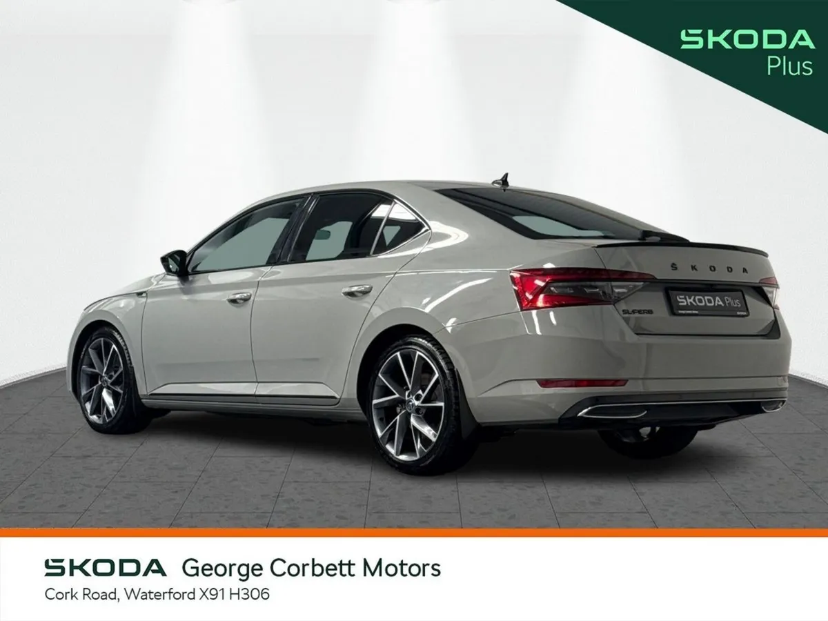 Skoda Superb Saloon, Diesel, 2023, Grey