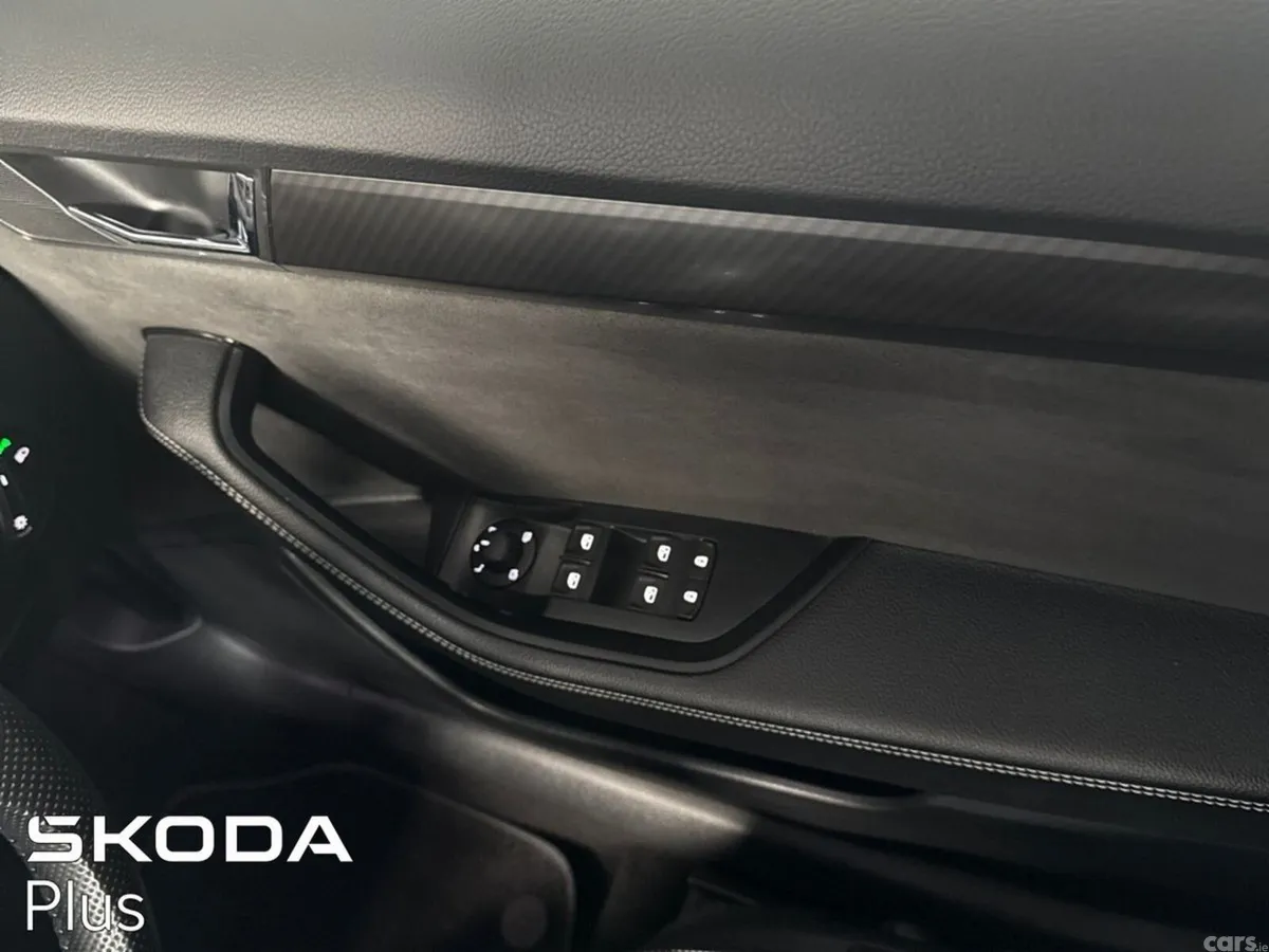 Skoda Superb Saloon, Diesel, 2023, Grey