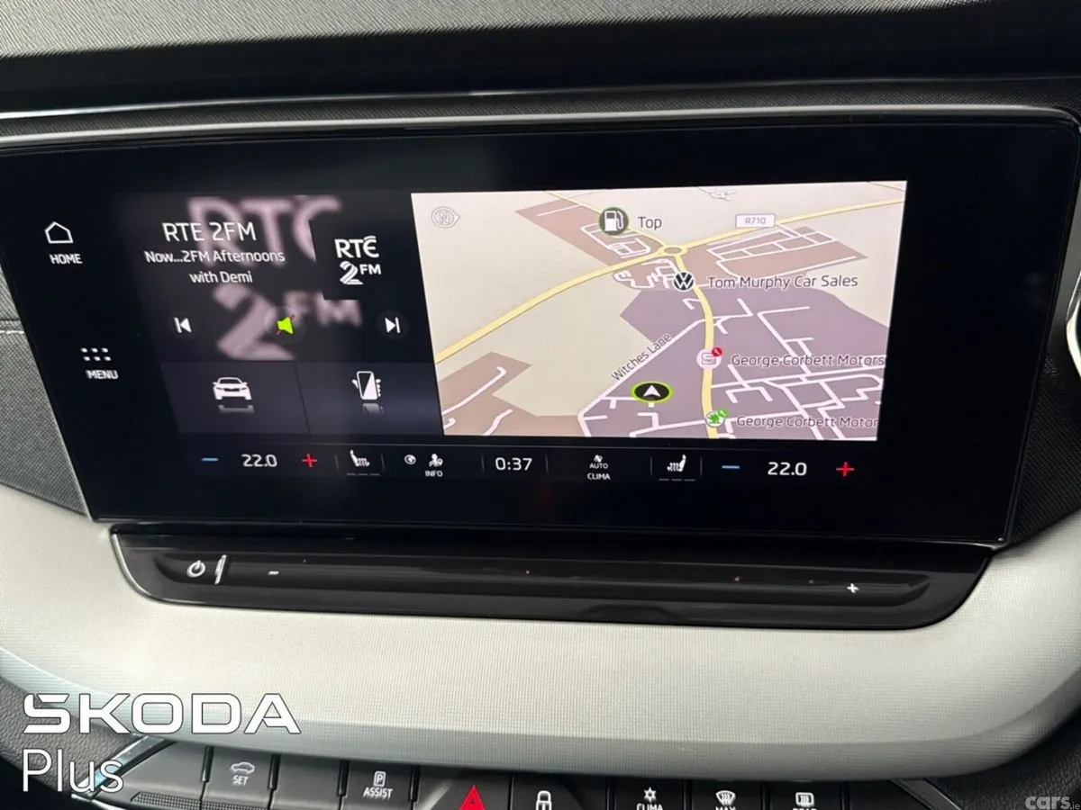 Skoda Octavia Saloon, Diesel, 2023, Silver