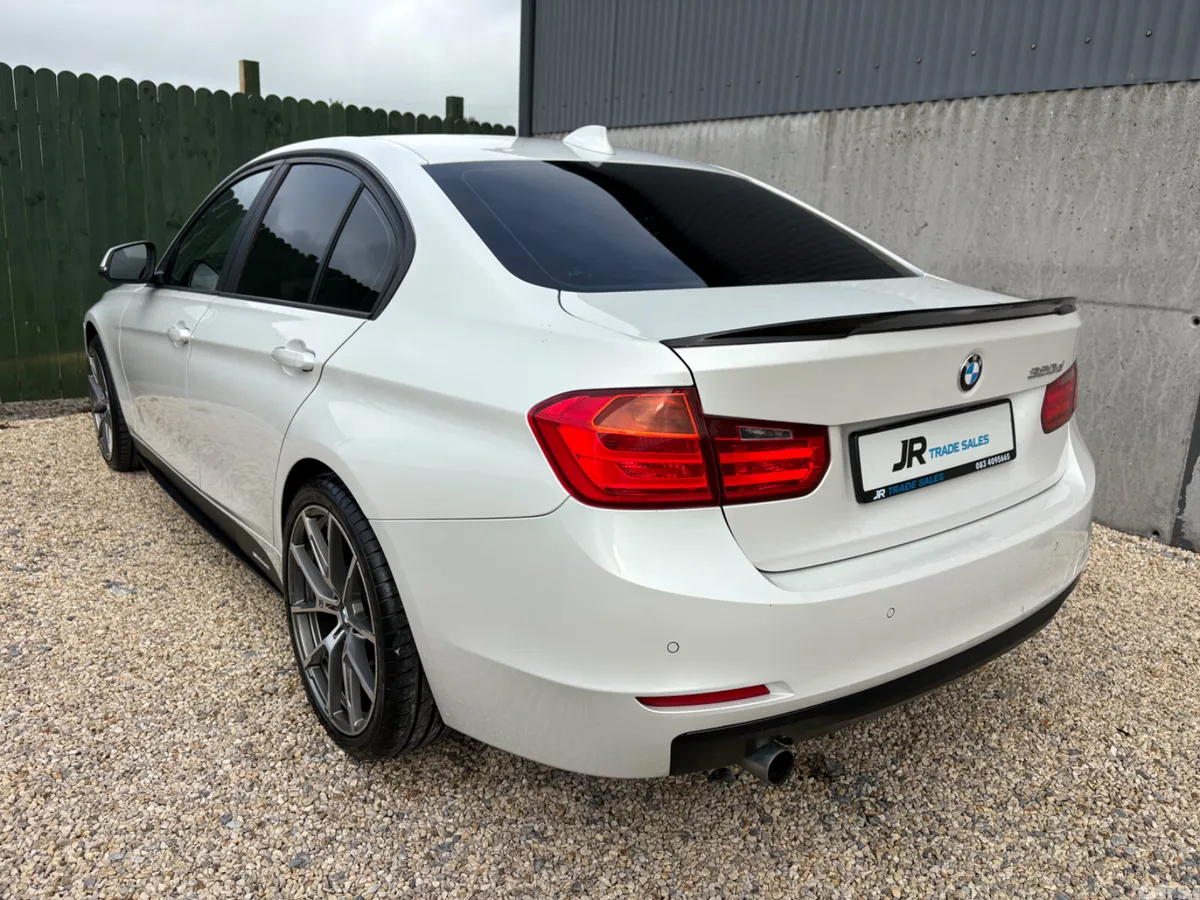 BMW 3-Series Saloon, Diesel, 2014, White