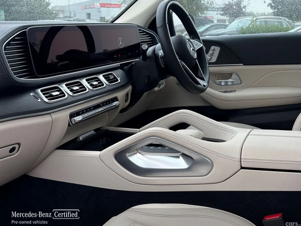 Mercedes-Benz GLE SUV, Diesel Plug-in Hybrid, 2024, Black