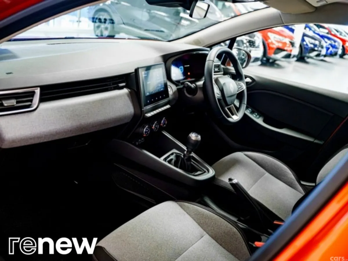 Renault Clio Hatchback, Petrol, 2025, Orange