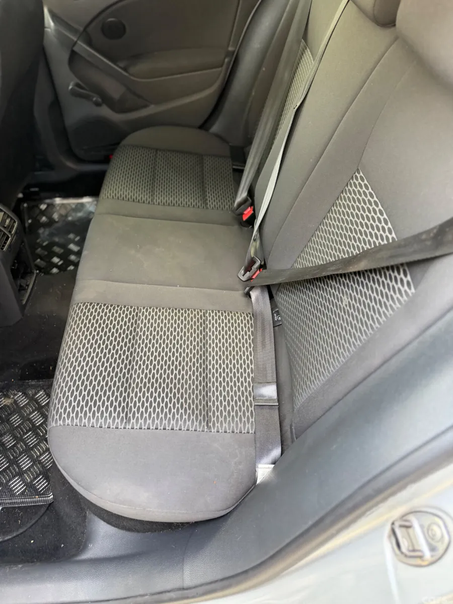 Volkswagen Golf Hatchback, Diesel, 2011, Silver