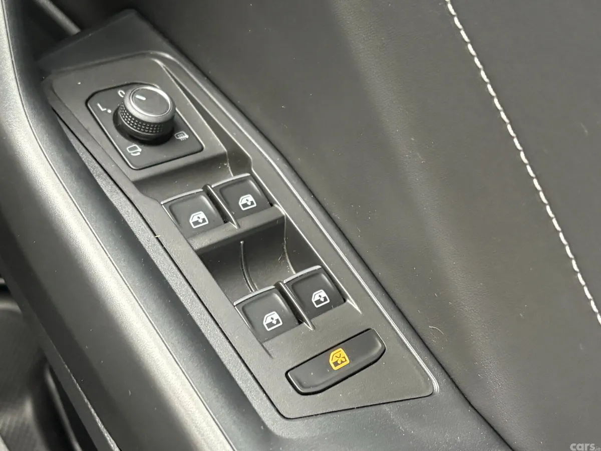 Volkswagen T-Roc SUV, Diesel, 2023, Black