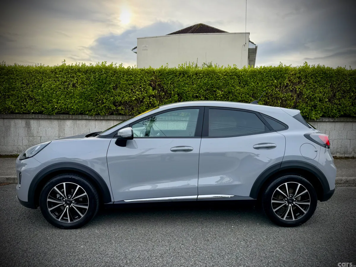 Ford Puma MPV, Petrol Hybrid, 2022, Grey