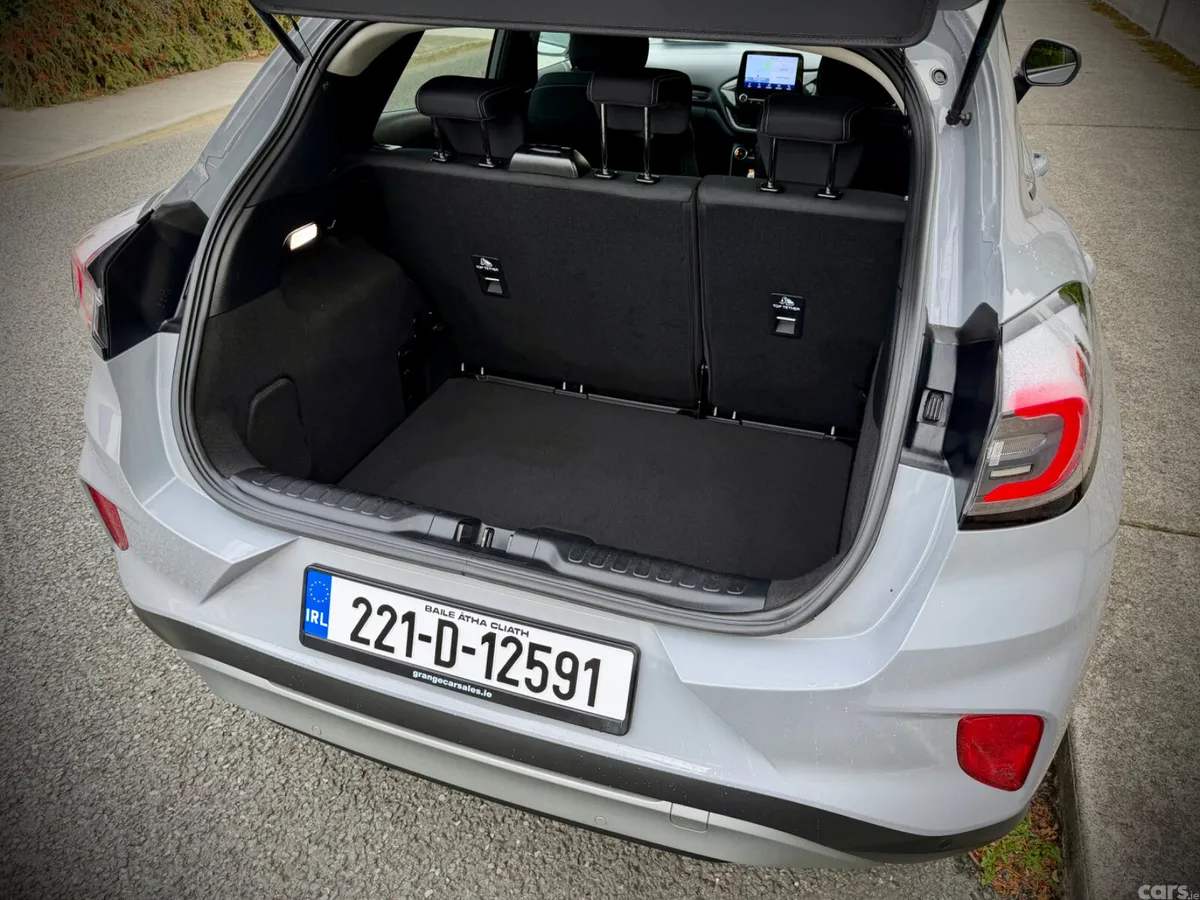 Ford Puma MPV, Petrol Hybrid, 2022, Grey