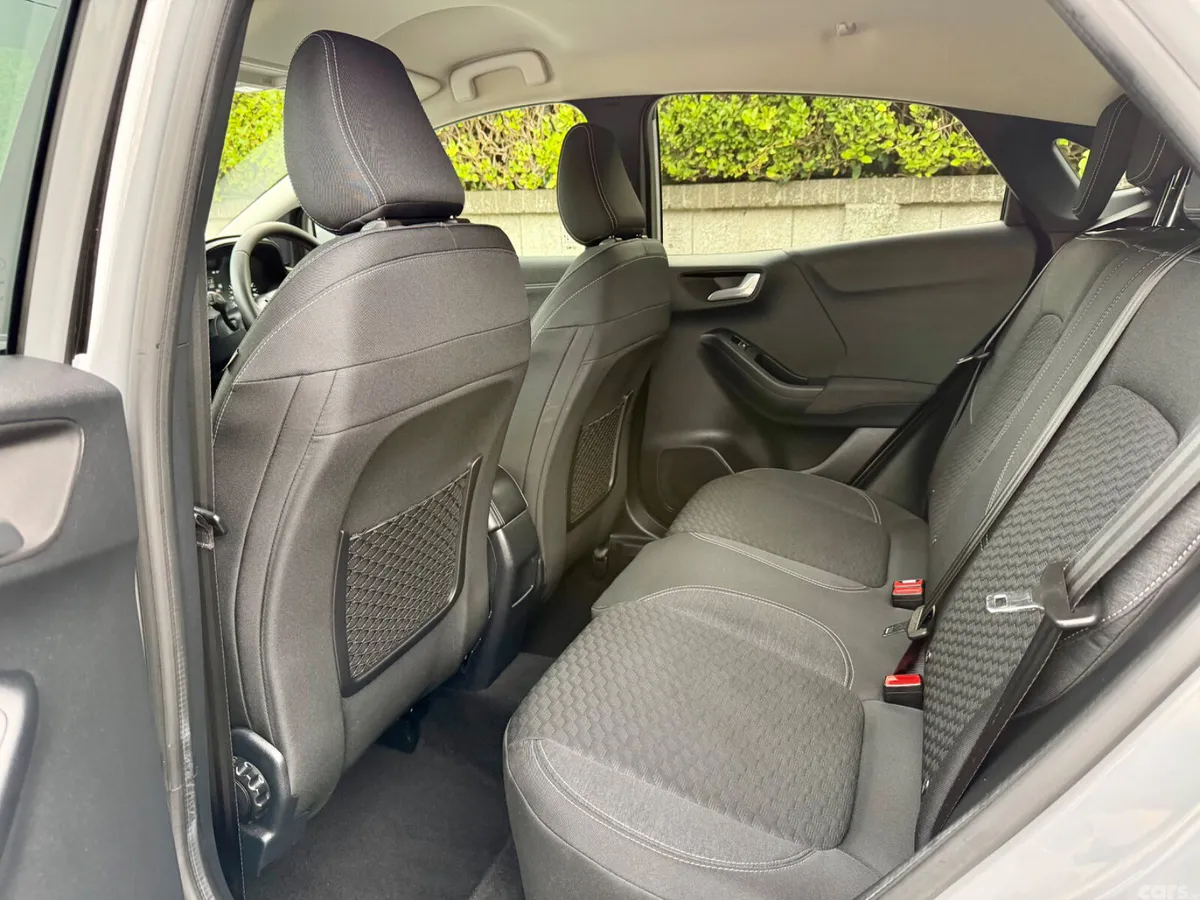 Ford Puma MPV, Petrol Hybrid, 2022, Grey