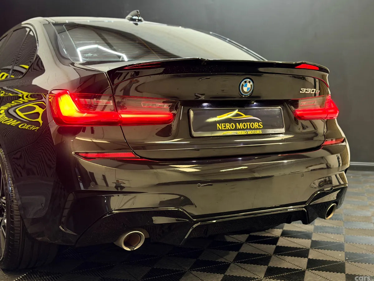 BMW 3-Series Saloon, Petrol Plug-in Hybrid, 2022, Black
