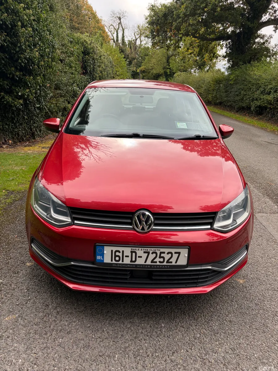 Volkswagen Polo Hatchback, Petrol, 2016, Red