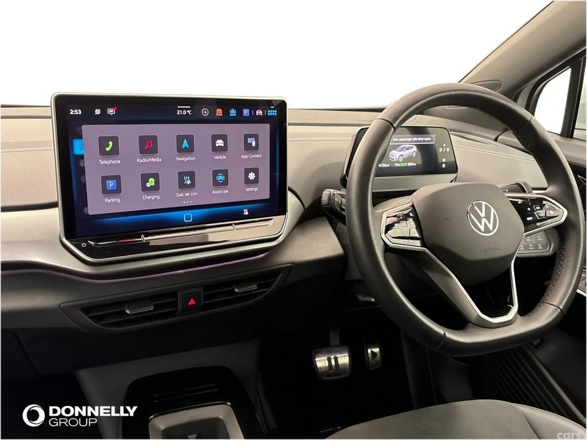 Volkswagen ID.4 Estate, Electric, 2025, White