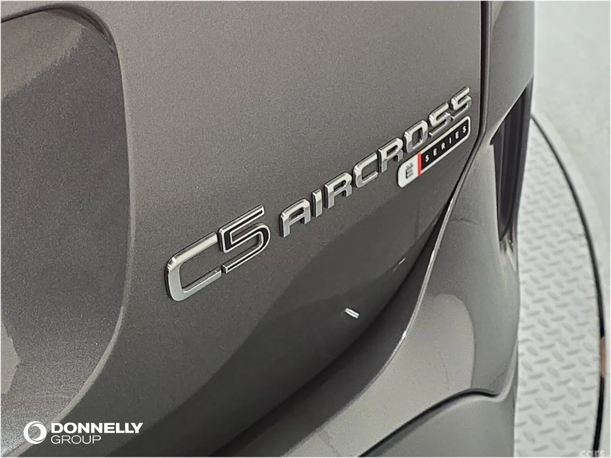 Citroen C5 Aircross Hatchback, Petrol Hybrid, 2024, Grey