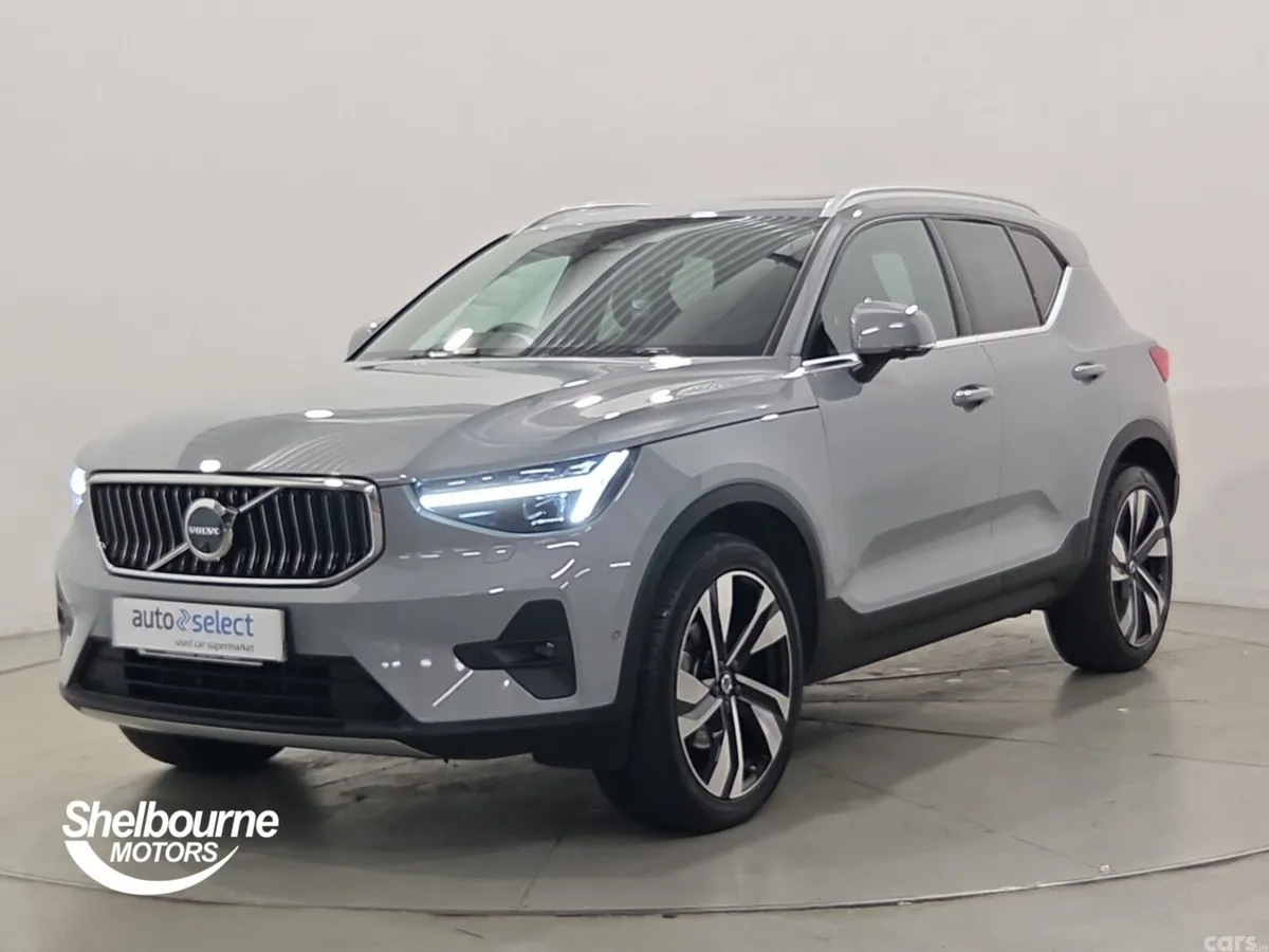 Volvo XC40 SUV, Petrol, 2025, Grey
