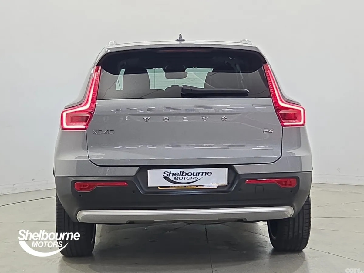 Volvo XC40 SUV, Petrol, 2025, Grey