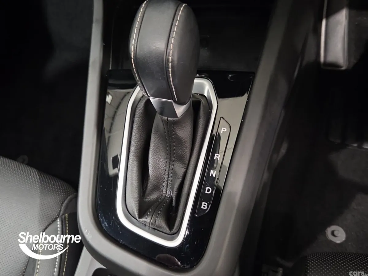 Renault Arkana Estate, Petrol Hybrid, 2023, Black