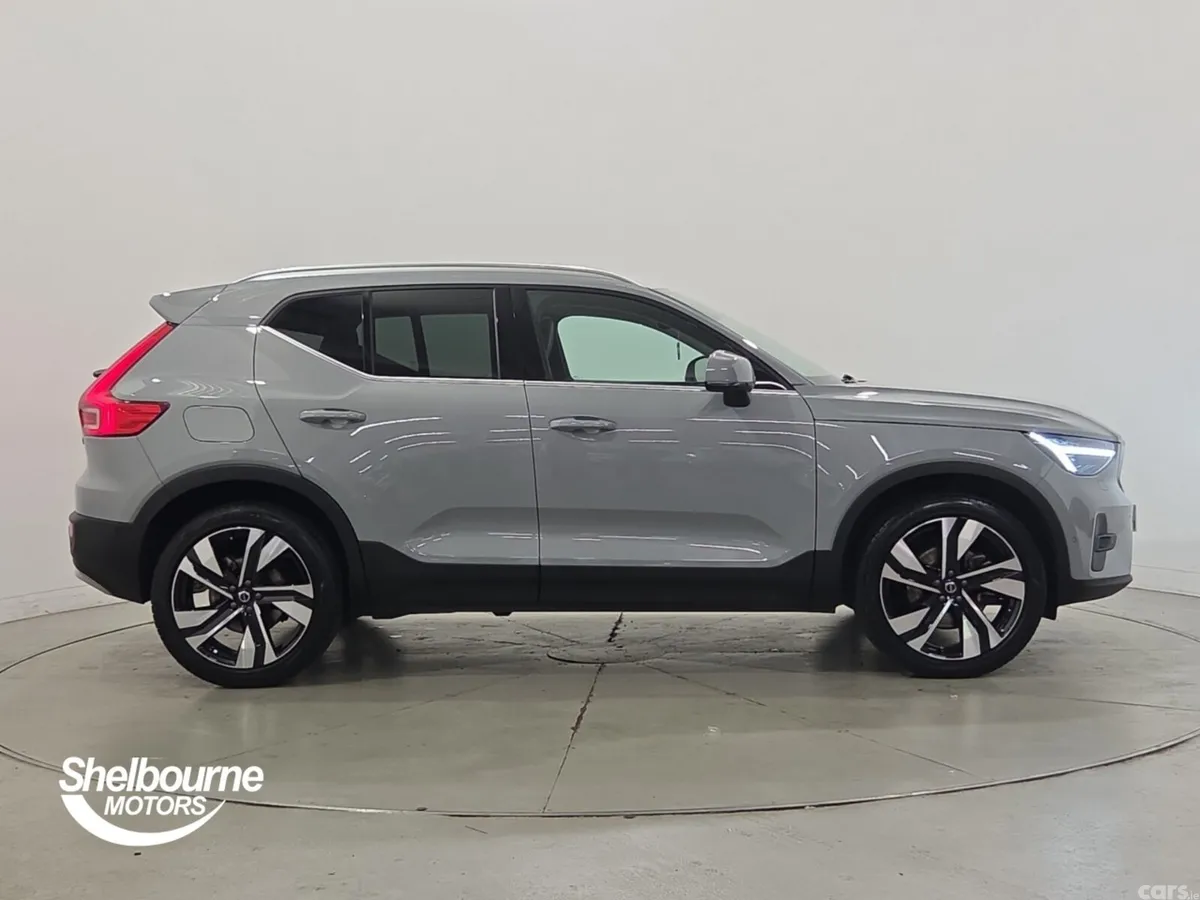 Volvo XC40 SUV, Petrol, 2025, Grey