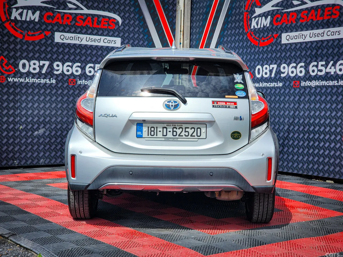 Toyota Aqua Hatchback, Petrol Hybrid, 2018, Silver