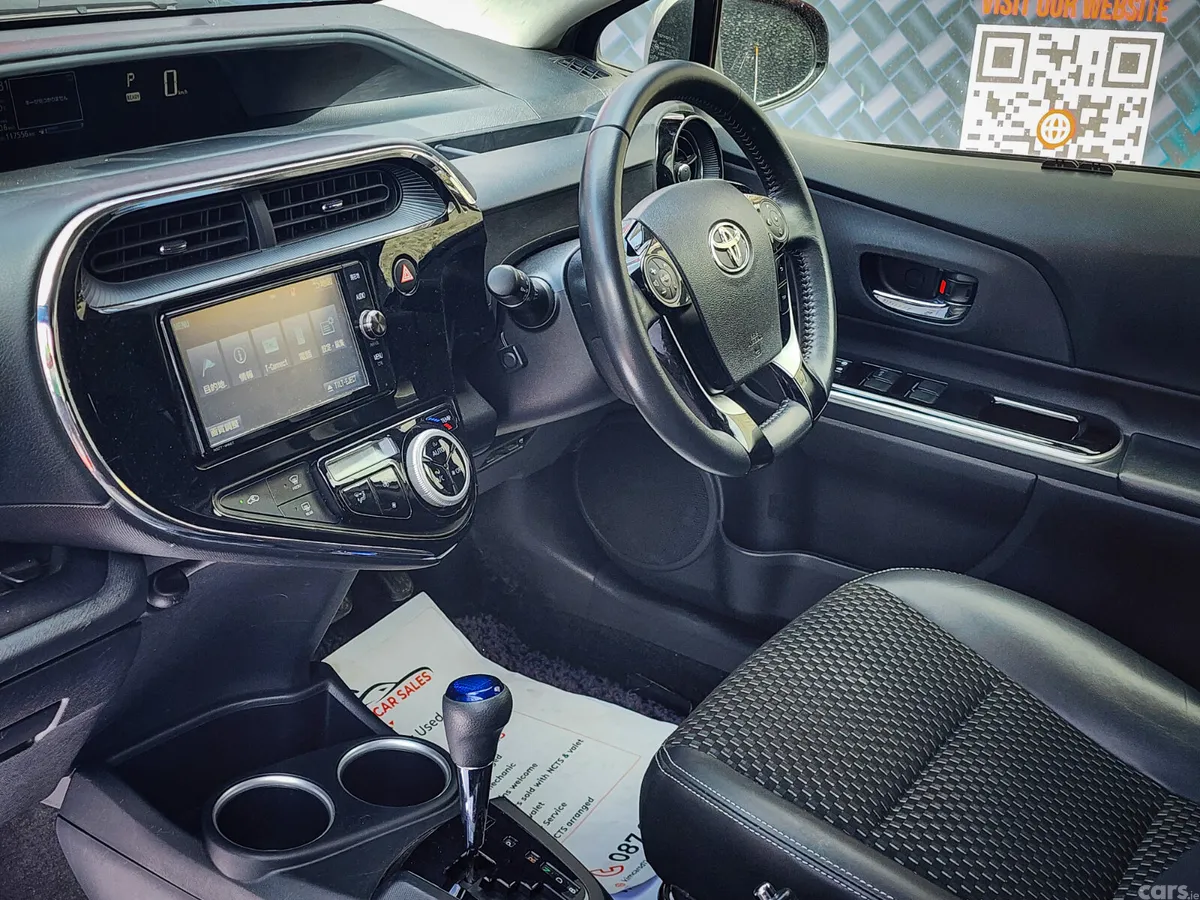 Toyota Aqua Hatchback, Petrol Hybrid, 2018, Silver