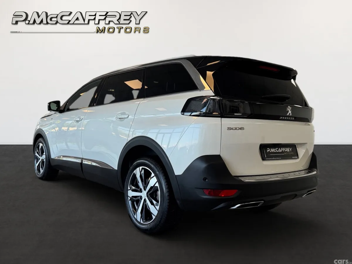 Peugeot 5008 SUV, Diesel, 2021, White