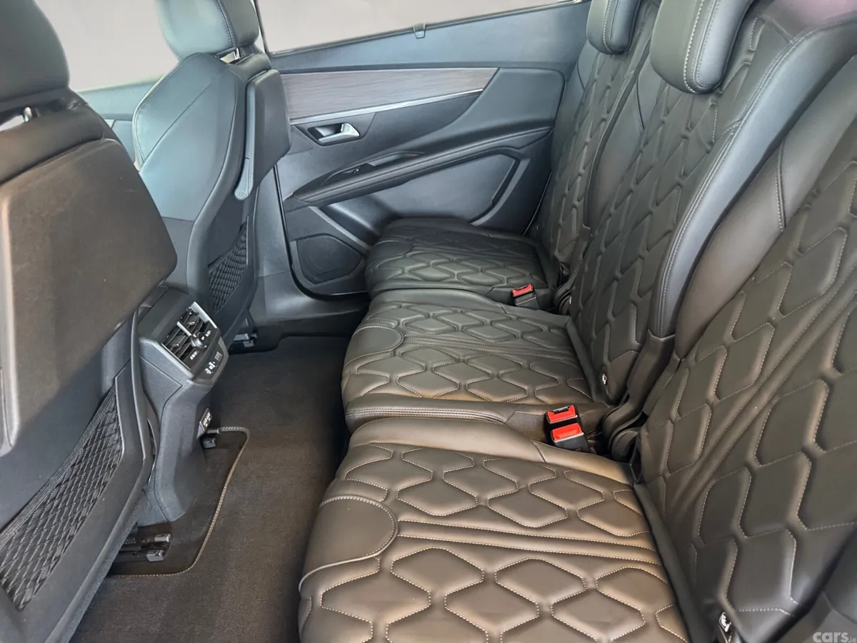 Peugeot 5008 SUV, Diesel, 2021, White