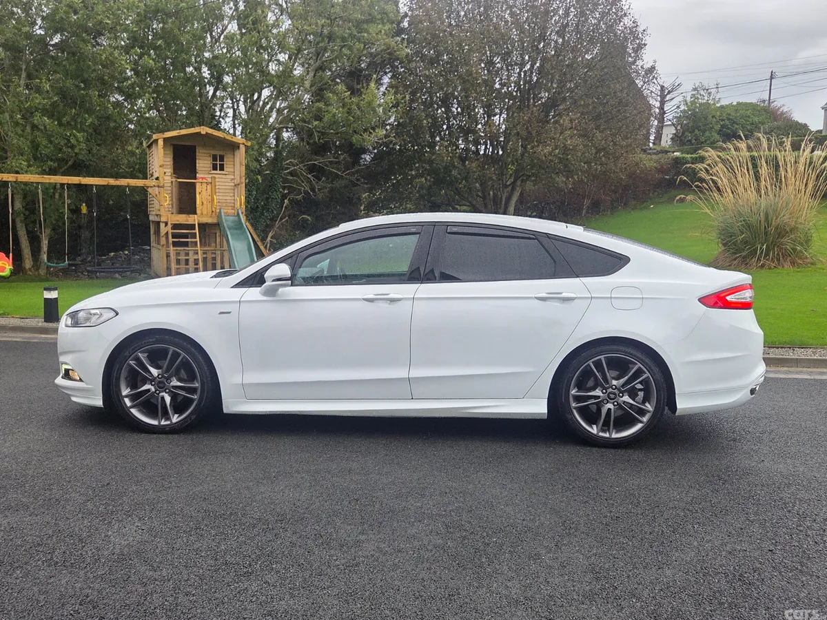 Ford Mondeo Hatchback, Diesel, 2018, White