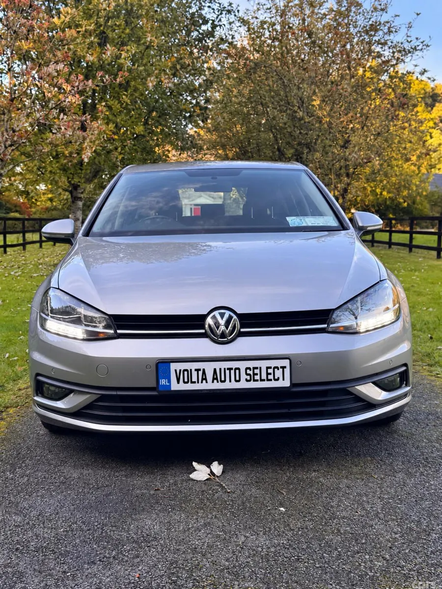 Volkswagen Golf Hatchback, Diesel, 2019, Grey
