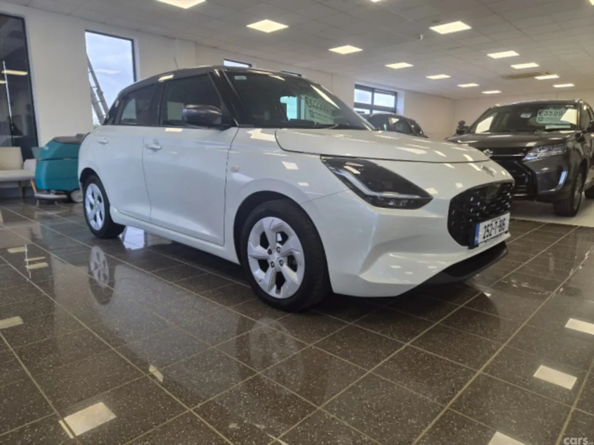 Suzuki Swift Hatchback, Petrol Hybrid, 2025, Grey