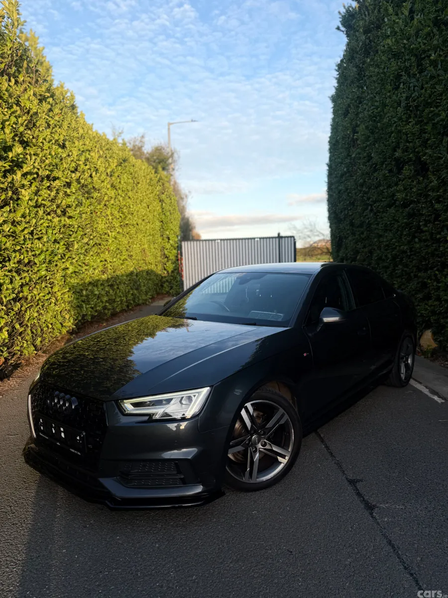 Audi A4 Saloon, Diesel, 2016, Grey