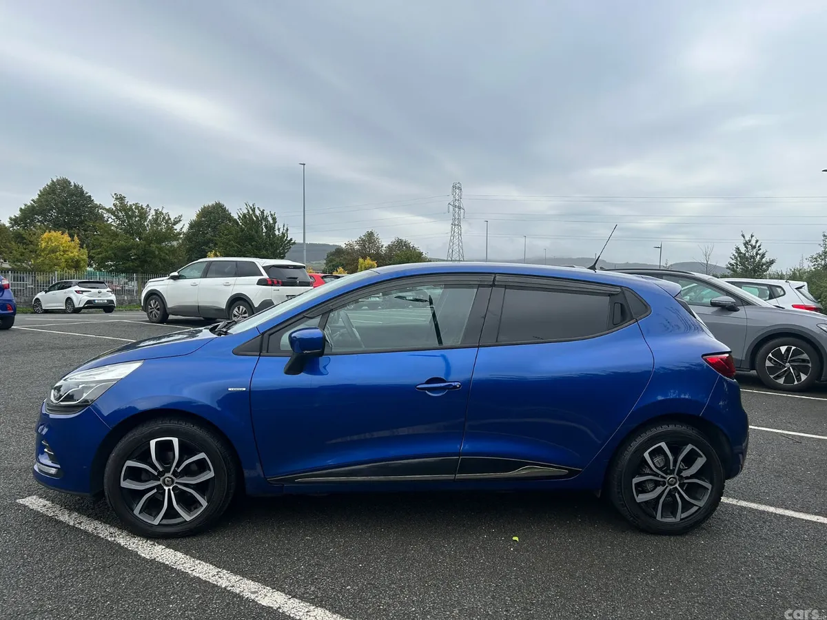 Renault Clio Hatchback, Petrol, 2019, Blue