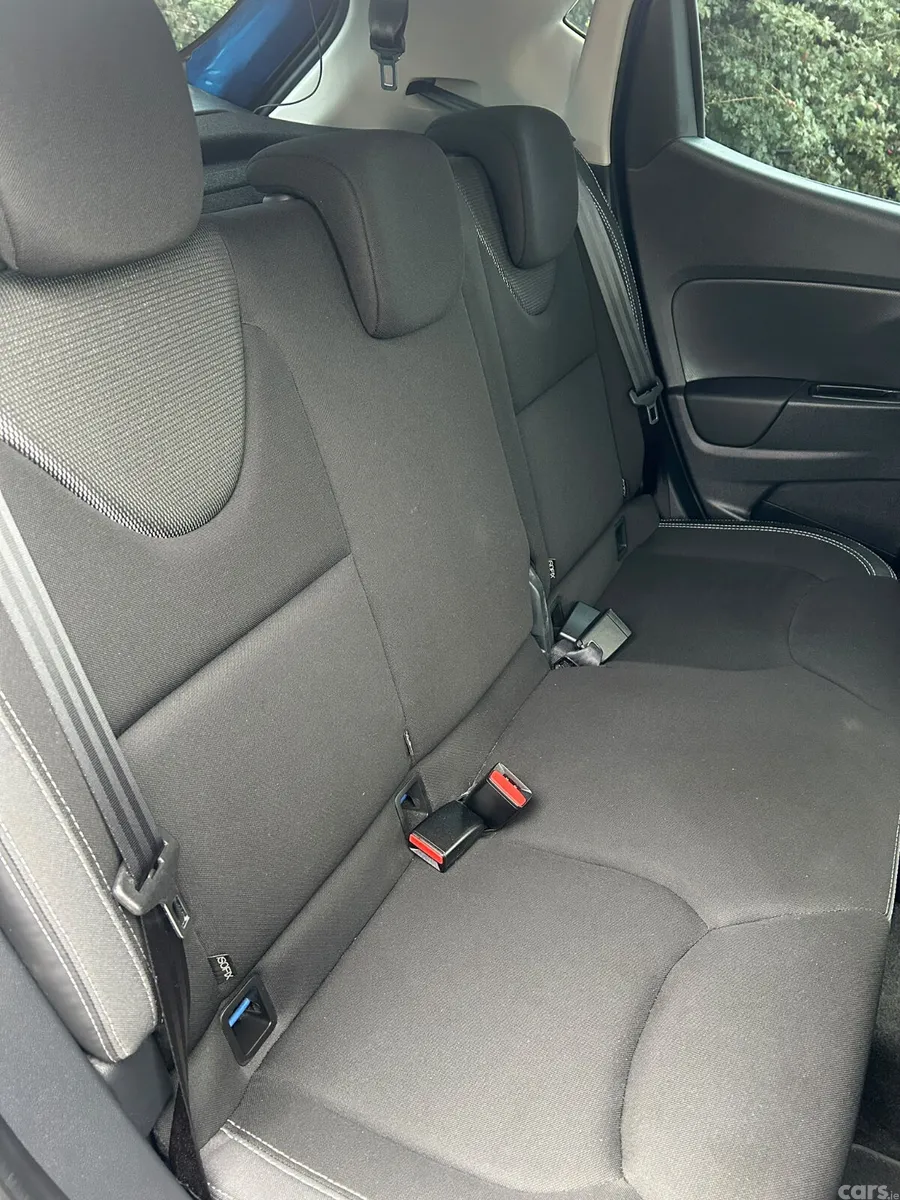 Renault Clio Hatchback, Petrol, 2019, Blue