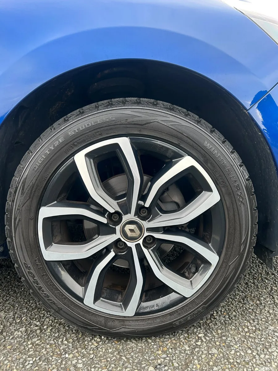 Renault Clio Hatchback, Petrol, 2019, Blue