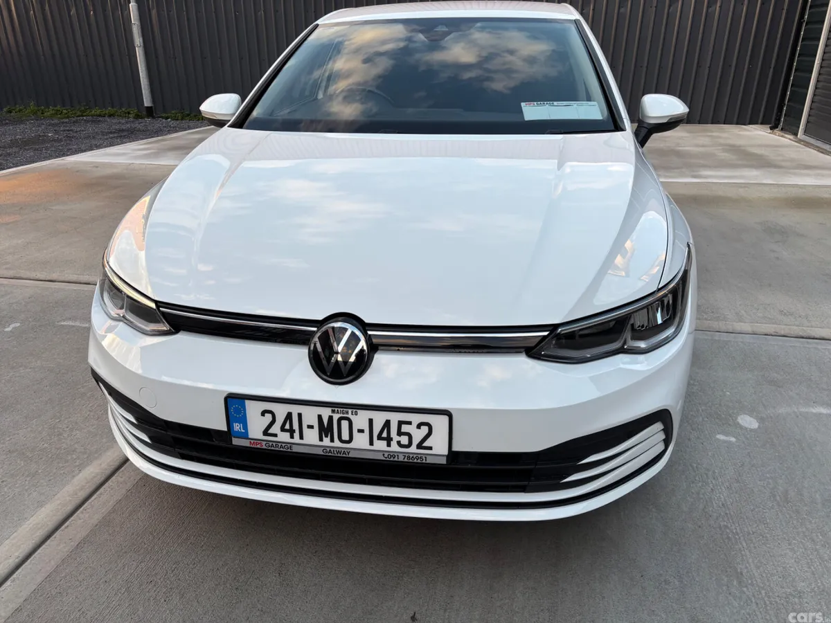 Volkswagen Golf Estate, Petrol, 2024, White