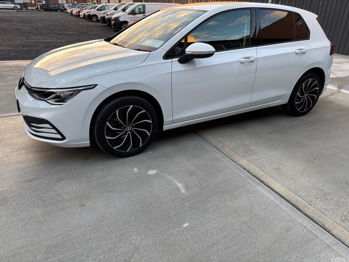 Volkswagen Golf Estate, Petrol, 2024, White