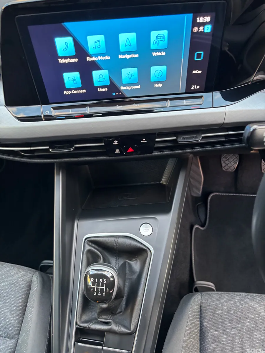 Volkswagen Golf Estate, Petrol, 2024, White