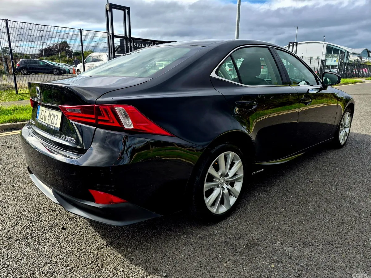 Lexus IS Saloon, Petrol Hybrid, 2015, Black