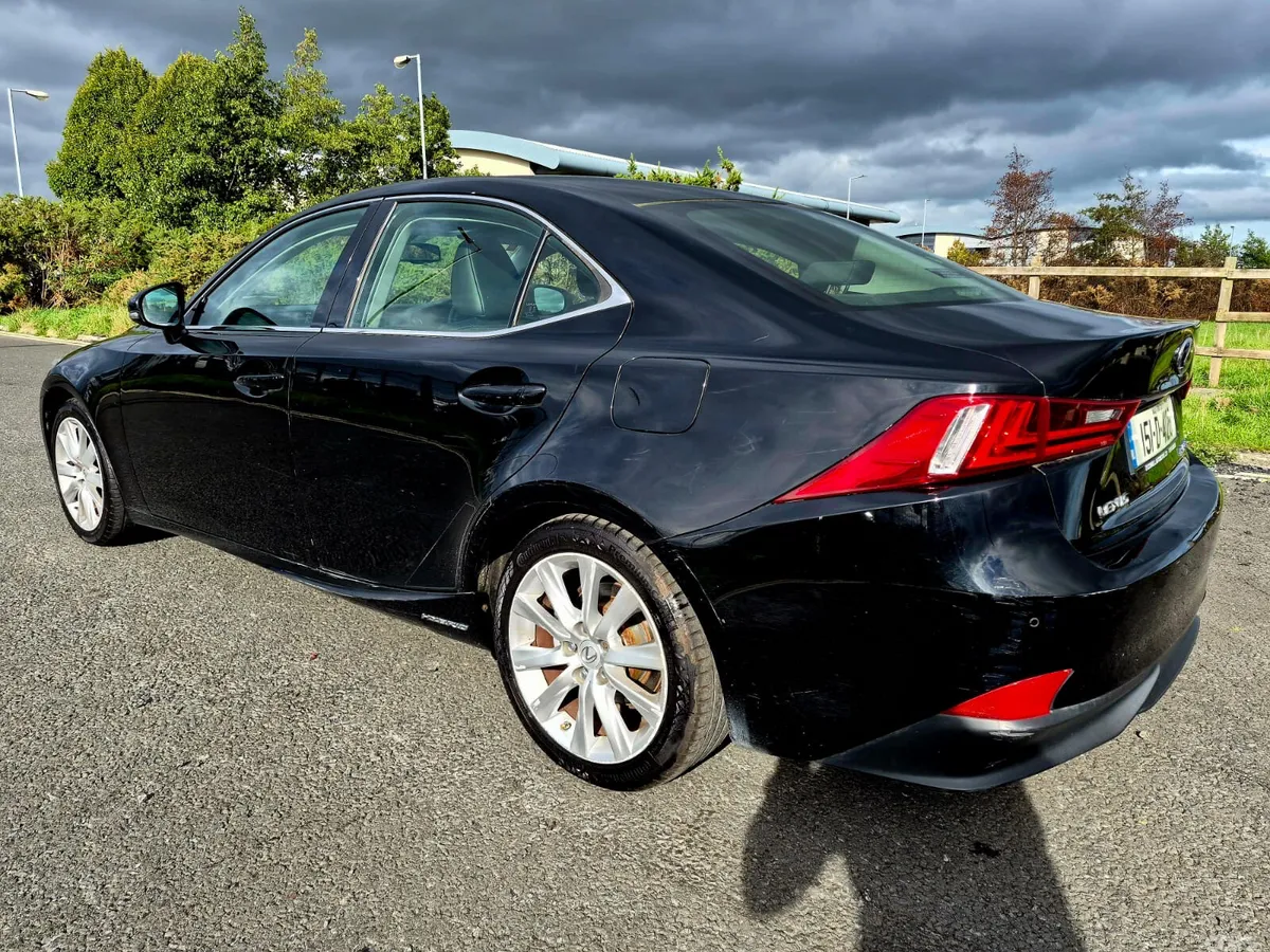 Lexus IS Saloon, Petrol Hybrid, 2015, Black