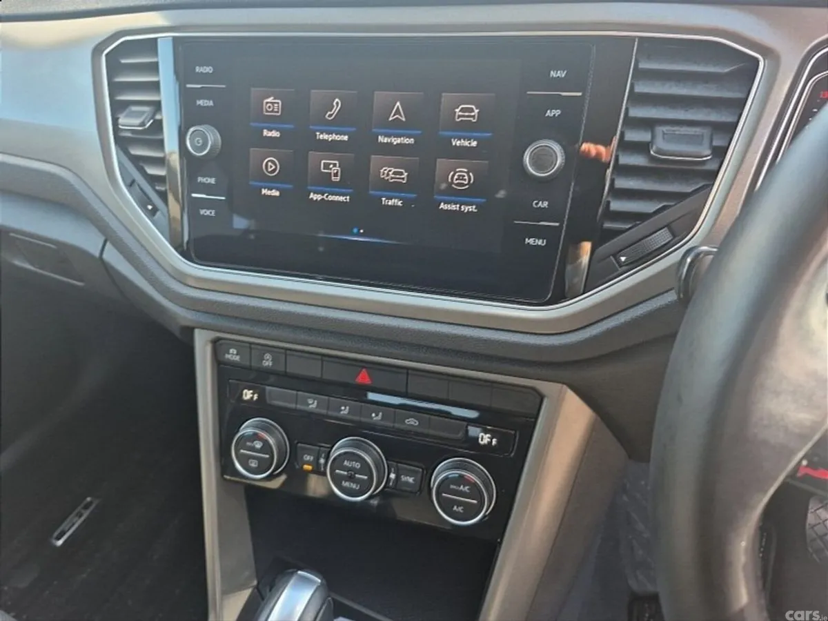 Volkswagen T-Roc SUV, Diesel, 2021, Red