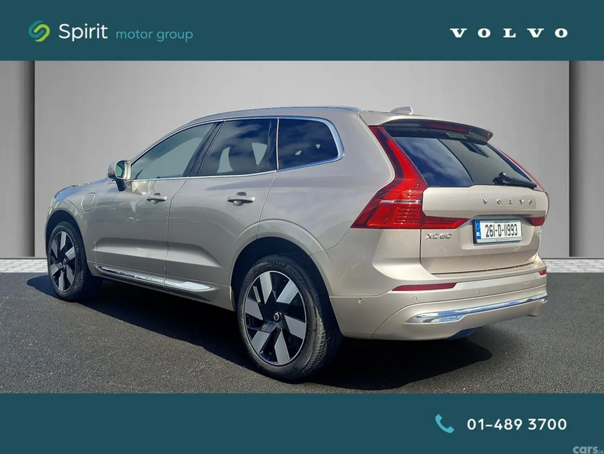 Volvo XC60 SUV, Petrol Plug-in Hybrid, 2026, Silver
